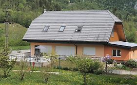 Apartma V&T